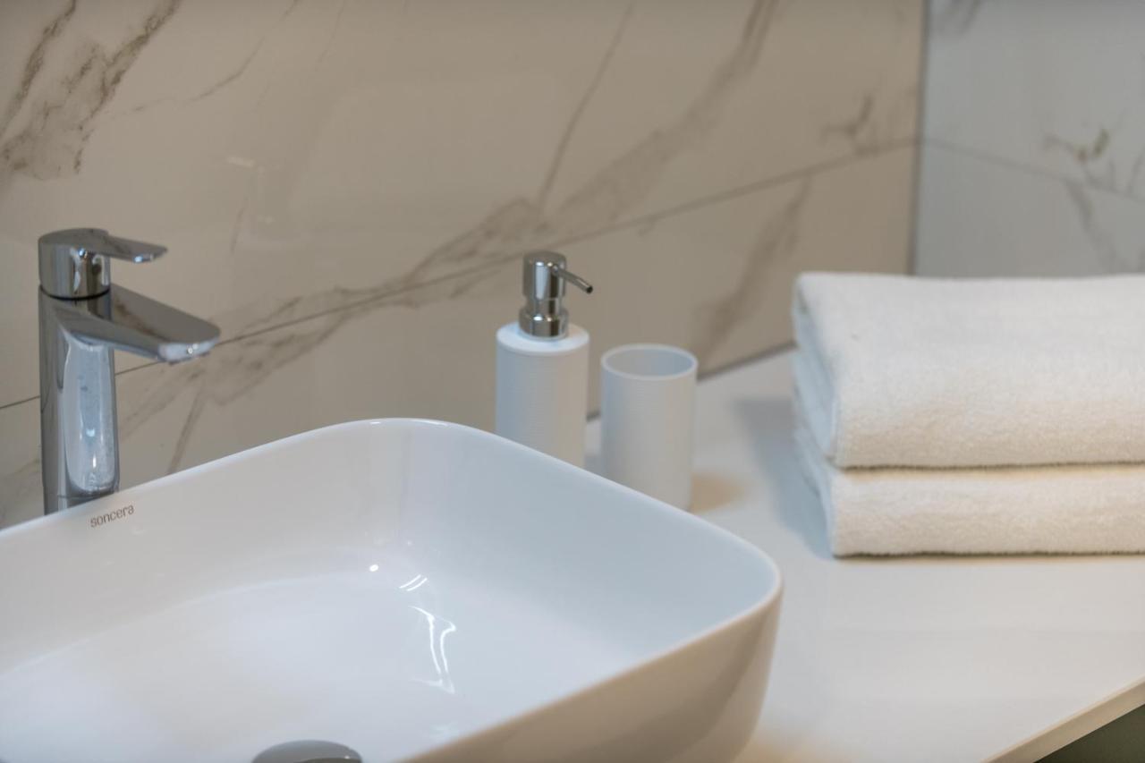 Hica Apartments La Linea Studio Apt With Balcony Ντουμπρόβνικ Εξωτερικό φωτογραφία